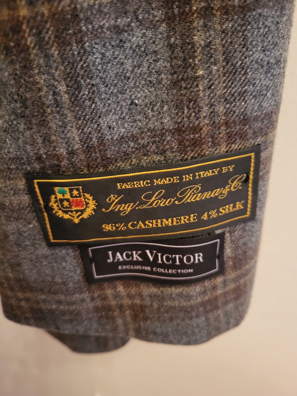 Jack Victor Men's Blue & Brown Plaid Sport Coat - Picture 2 of 7